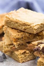 The Best Blondie Recipe The Only One You Need Crazy For Crust Recipe Best Blondies Recipe Blondies Recipe Fun Desserts