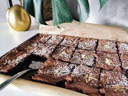 Mit kakao bestäuben und ca. Super Leckere Absolut Weiche Brownies Aus Osterschokolade