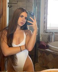 Emarr B (@emarrb) - 🌶️ Spicy Content Creator