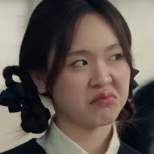 My wallet is ready to be minimized to maximize your magic vibes, GMM time  to work your magic and bring me a June main lead series 😎 #JuneWanwimol