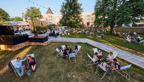 Oooo yes, la terrasse van de hippodroom! Uccle Un Second Permis D Urbanisme A Ete Delivre Pour La Terrasse O2 Bx1