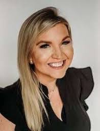 Nicole Stacey's Instagram, Twitter & Facebook