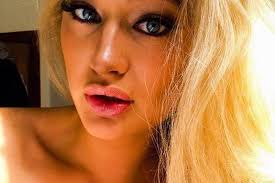 Pesepakbola Skotlandia Abaikan 30 Model Cantik yang Disewanya : Okezone Bola