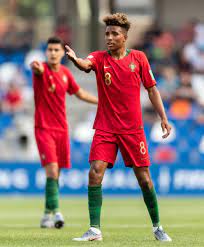 € * 9 oca 1999, são tomé, sao tome ve principe Scouted Football On Twitter Player To Watch Gedson Fernandes 20 With Argentina Likely To Be More Proactive Than South Korea Gedson Should Have More Opportunity To Move The Ball In