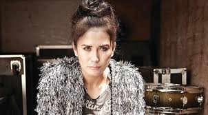 Thomas arya dermaga biru 28. Tembang Kenangan 30 Penyanyi Lagu Jadul Dan Musisi Legendaris Indonesia Berita Seputar Musik Dan Fakta Lagu Lagu Lawas