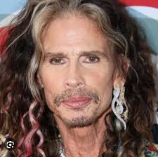 I LOVE THIS MUSIC!!! STEVEN MY FAVORITE SINGER!!! SIMPLY THE BEST!!!