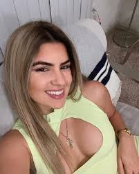 Thalia Gonzalez's Instagram, Twitter & Facebook