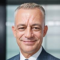 800+ "Oliver" profiles