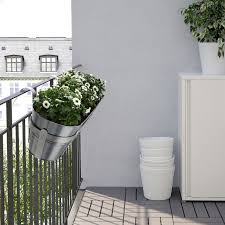 Https Www Ikea Com Ca En Images Products Socker Flower Box With Holder 0900534 Pe666393 S5 Jpg F Blumen In Einer Schachtel Blumenkasten Blumenkasten Balkon