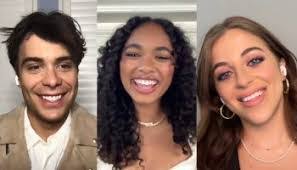 Halle Russell's Instagram, Twitter & Facebook