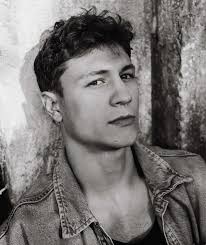 EGE (@ege_karabenli) • Instagram photos and videos