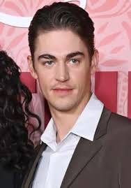 Hero and Simone Ashley Cosmo