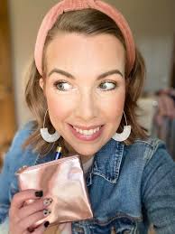 BARB LIKES SUNSETS HOSS GOBBLESS