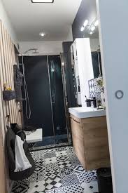 Leroy merlin est une enseigne spécialisée dans le monde du bricolage et de l'aménagement de la maison. Optimiser L Espace Dans Une Petite Salle De Bains Cote Maison