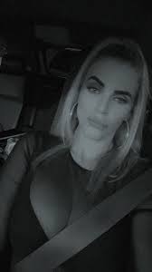 I'm back again tonight 😃 Bubba's Pub-N-Grub Wednesday ⬇️ 2544 S. Lake Dr.  Lexington SC 29073 Stop by and see me for all of your cold beer and  mouthwatering drinks😋 Pool Tourney