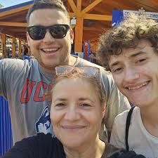 What an amazing young man. Michael Nguyen Jr. decided that instead of gifts  for his birthday he wanted money so he could buy dinner for Stamford Police  Officers. Last week Stamford Officers