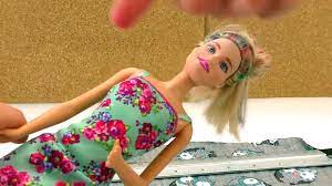 Die genauen anleitungen mit schemazeichnungen und die schnittmuster in originalgröße machen das. Barbie Kleid Selber Machen Kleidung Fur Puppe In 5 Minuten Ohne Nahen Diy For Kid Video Dailymotion