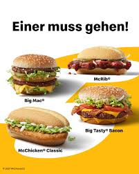 Sink your teeth into our superb selection of satisfyingly scrumptious burgers. Mcdonalds Sorgt Fur Eklat Fallt Burger Klassiker Aus Dem Menu Fast Food Fans Rasten Aus Einfach Nein Welt
