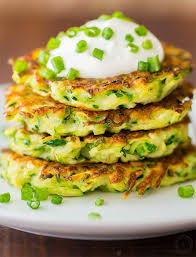 Rostis De Courgettes Et Fromage Recette Ww Entree Recette Recettes De Cuisine Recette A Base De Courgette Recette