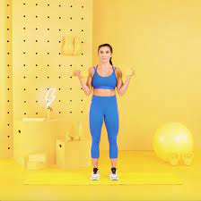 Bend your elbows to create a 90 degree angle and palms are facing towards the body. The 14 Best Arm Toning Exercises For Arm Workouts With Weights