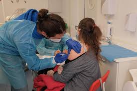 I servizi erogati dalla casa di riposo rsa prealpi sono: Vaccini Covid Diecimila Sanitari No Vax Ora Rischiano Lo Stipendio Corrieredelveneto It