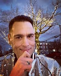 Brad Barger's Instagram, Twitter & Facebook