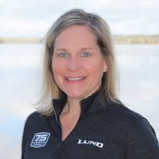 Amy Aasen's Instagram, Twitter & Facebook