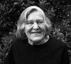 She enrolled at the university of florence to study literature but, after one class, switched to physics. Margherita Hack Alchetron The Free Social Encyclopedia
