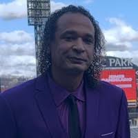 2500+ "Laurence "larry"" profiles