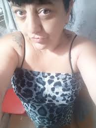 Feliz y bendecido día Al natural como pocas personas nos aceptamos con  virtudes y defectos con marcas visibles de procesos que nos hacen madurar y  ver la vida con más humildad...