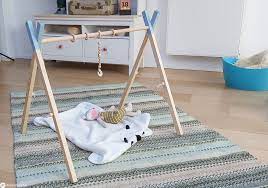 Einen wichtigen hinweis geben wir dir vorweg. Spielbogen Fur Babys Bauen Babygym Diy