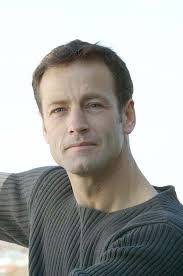 Robin Spry's Instagram, Twitter & Facebook