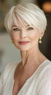 Laura Helzer's Instagram, Twitter & Facebook