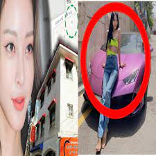 대학교 4학년 연화는 첫사랑 선우를 가슴 속에 간직한 채 하루하루를 살아간다. 8gn3lfprqhcvwm