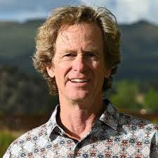 Lori Westhoff's Instagram, Twitter & Facebook