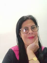 Cockatiel stories and nice pet bird pics wanted