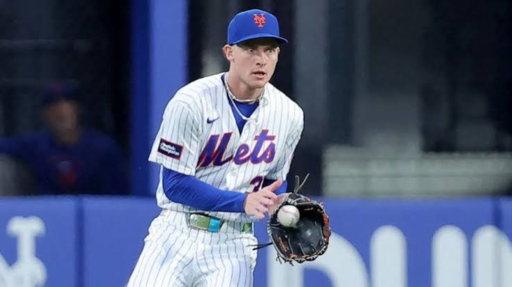 Mets rookie Carson Benge dazzles with two outfield assists in win over Padres - Yahoo Sports