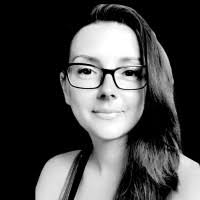 Elizabeth Aldinger's Instagram, Twitter & Facebook