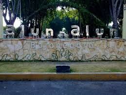 Pln ulp bojonegoro kabupaten bojonegoro kota. Pesona Keindahan Wisata Ngadem Di Alun Alun Bojonegoro Ihategreenjello