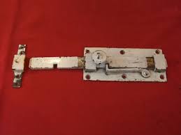 Serrure Ancienne Verrou Targette Loquet Fer Forge Ferronnerie Porte Serrure Ancienne Portes Anciennes Fer Forge