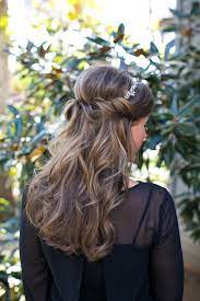 The Prettiest Half Updo No Bobby Pins Required The Strand Half Updo Hair Hacks Hair