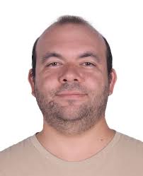 How to increase the resolution of the original 2-column theme in  Championship Manager 01/02?