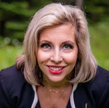 Amazon.com: Carrie Maldonado: books, biography, latest update