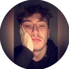 Aaron Biddle (@Boxy_boii)