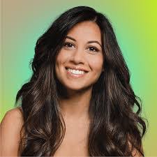 Raye Perez's Instagram, Twitter & Facebook