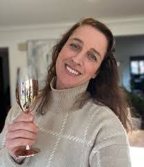 Laura Matney's Instagram, Twitter & Facebook