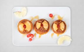 Oare de ce toate reformele din acest stat mafiot încep de la reparația fațadei și înnoirea mașinilor de serviciu? Placinta Poale In Brau Cu Branza Si Stafide Cozonacul Dolofan