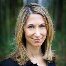 Sarah Kiely's Instagram, Twitter & Facebook