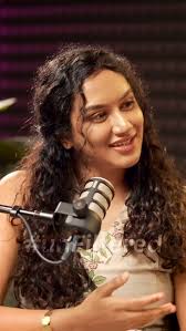 ഞാൻ ഏറ്റവും anxious ആകുന്നത് Rejection കിട്ടുമ്പോളും, വളരെ ചെറിയ  കാര്യത്തിനും ആണ്…