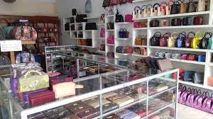Channel model tas wanita terbaru memberikan informasi seputar model tas wanita, harga, dan update model tas cantik terbaru. Yuk Singgah Di 7 Tempat Belanja Tas Murah Di Surabaya